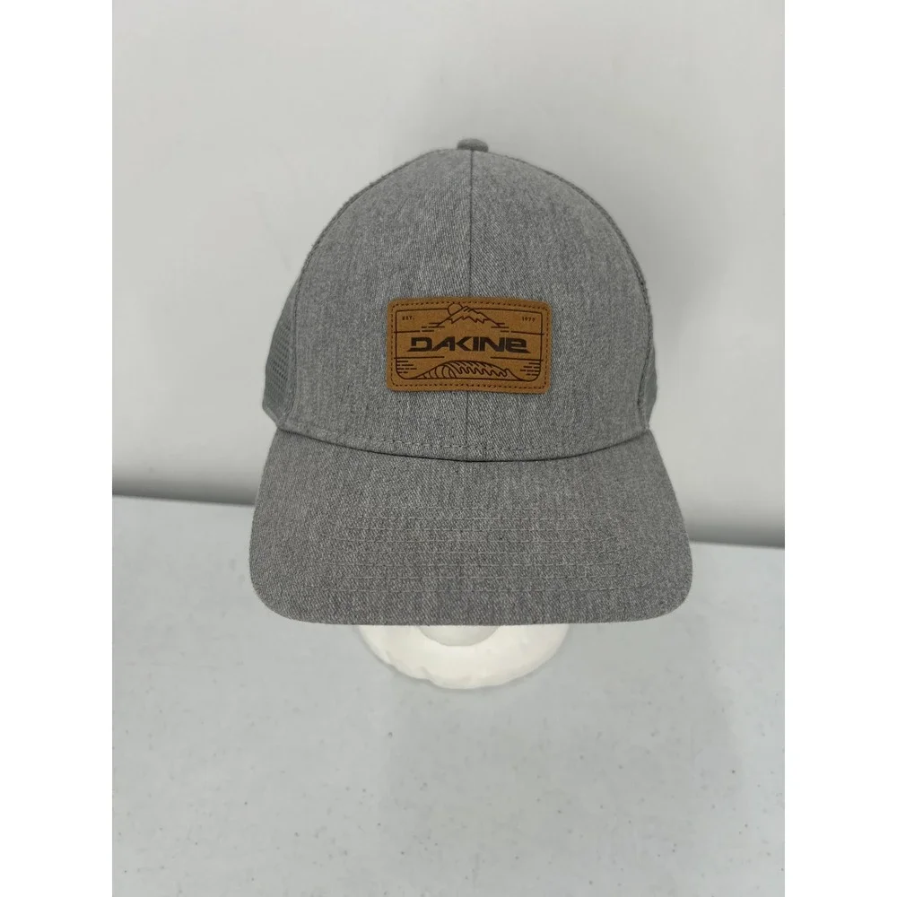 Dakine Mens Heather Grey Mesh Back Trucker Hat Faux Leather Patch Snapback Cap